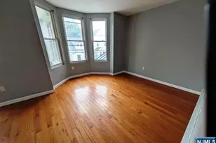 25 Maple Ave, Irvington, NJ 07111 - Photo 5