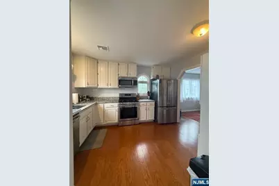 105 Roseland Avenue 304 #304, Caldwell, NJ 07006 - Photo 7