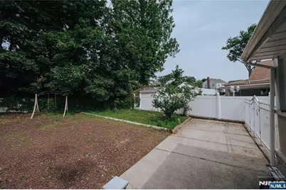 64 Orchard, Clifton, NJ 07012 - Photo 19