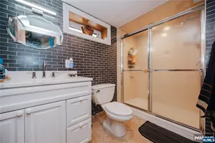 64 Orchard, Clifton, NJ 07012 - Photo 17