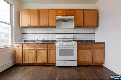 410 Chadwick Avenue 2 #2, Newark, NJ 07112 - Photo 1