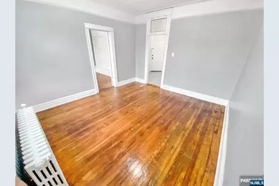 139 70th Street, Guttenberg, NJ 07093 - Photo 3