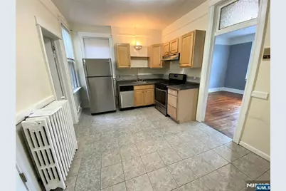139 70th Street, Guttenberg, NJ 07093 - Photo 1