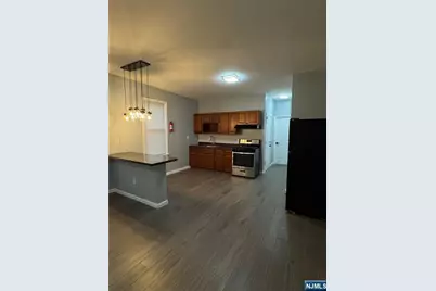 132 Goodwin Avenue 1 #1, Newark, NJ 07112 - Photo 3