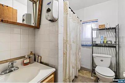 204 Herman Street, Hackensack, NJ 07601 - Photo 23
