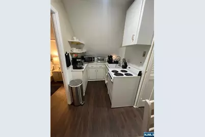 133 Paterson Avenue 3rd Floor #3rd Floor, Wallington, NJ 07057 - Photo 5