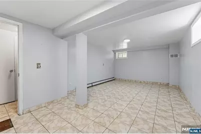 72 Clarendon Place, Hackensack, NJ 07601 - Photo 25