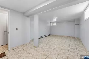 72 Clarendon Pl, Hackensack, NJ 07601 - Photo 25