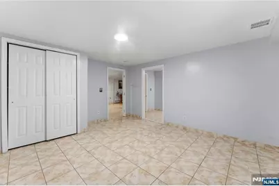 72 Clarendon Place, Hackensack, NJ 07601 - Photo 27