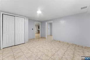 72 Clarendon Pl, Hackensack, NJ 07601 - Photo 27