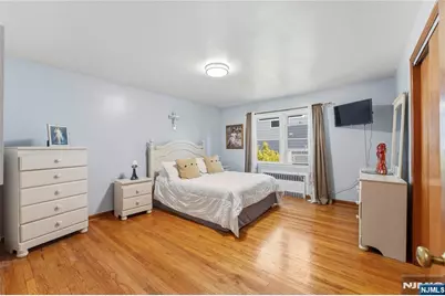 72 Clarendon Place, Hackensack, NJ 07601 - Photo 15
