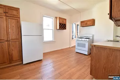 94 Grant Street 2 #2, Passaic, NJ 07055 - Photo 7