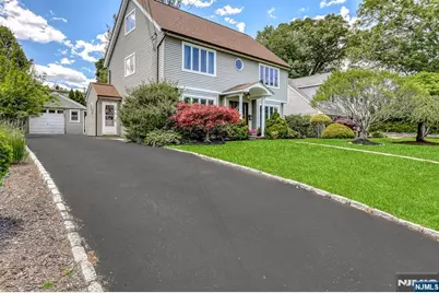 95 Spruce Street, Midland Park, NJ 07432 - Photo 21