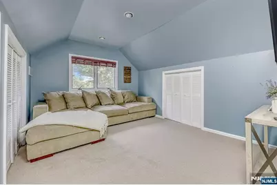 95 Spruce Street, Midland Park, NJ 07432 - Photo 15