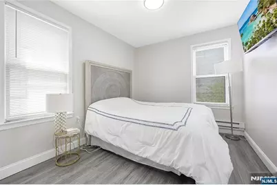 64 Demott Avenue, Clifton, NJ 07011 - Photo 19