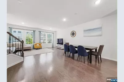 85 Truman Drive, Wood Ridge, NJ 07075 - Photo 17
