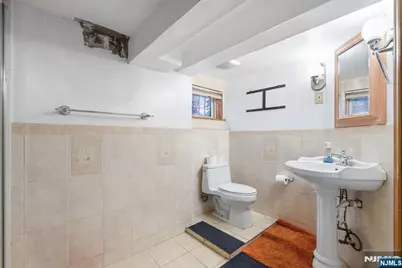 155 Ivy, Newark, NJ 07106 - Photo 25