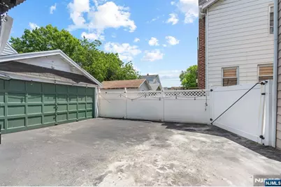 155 Ivy, Newark, NJ 07106 - Photo 27