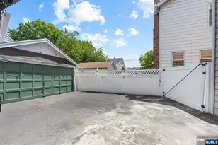 155 Ivy, Newark, NJ 07106 - Photo 27