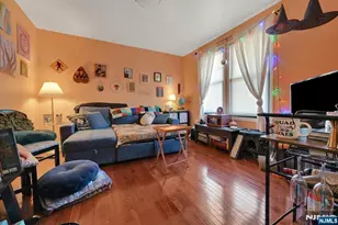 14 Wheeler St, Montclair, NJ 07042 - Photo 3