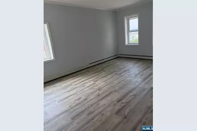 87 Macarthur Avenue 2 #2, Garfield, NJ 07026 - Photo 5