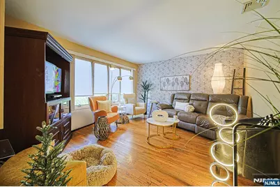 408 7th Street B #B, Palisades Park, NJ 07650 - Photo 5