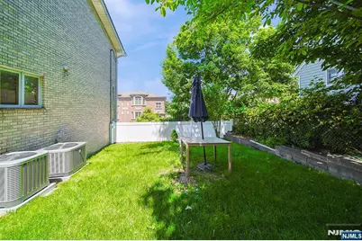 408 7th Street B #B, Palisades Park, NJ 07650 - Photo 21