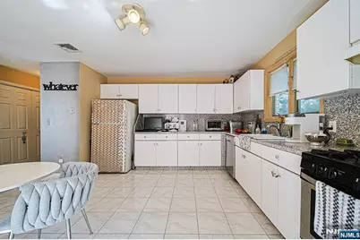 408 7th Street B #B, Palisades Park, NJ 07650 - Photo 13