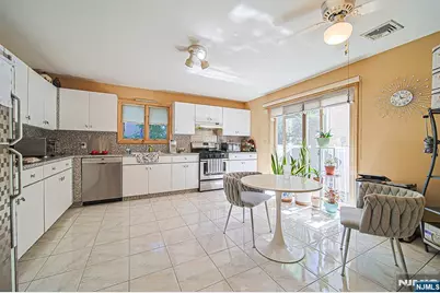 408 7th Street B #B, Palisades Park, NJ 07650 - Photo 11