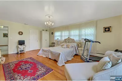10 Shaw Road, Woodcliff Lake, NJ 07677 - Photo 27