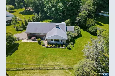 10 Shaw Road, Woodcliff Lake, NJ 07677 - Photo 3