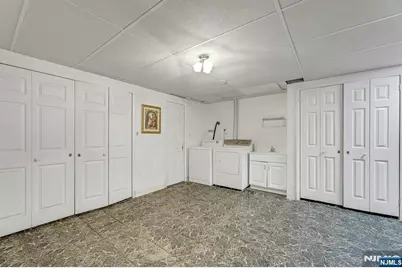 10 Shaw Road, Woodcliff Lake, NJ 07677 - Photo 35