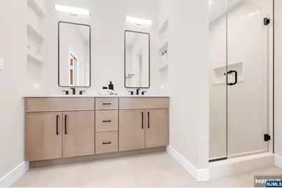 188 Broadway 2 #2, Woodcliff Lake, NJ 07677 - Photo 21