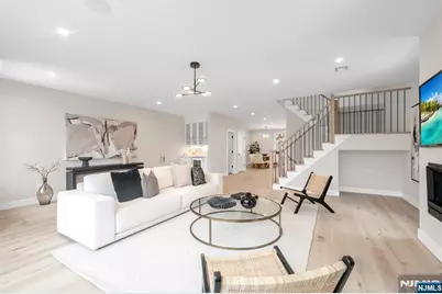 188 Broadway 2 #2, Woodcliff Lake, NJ 07677 - Photo 5