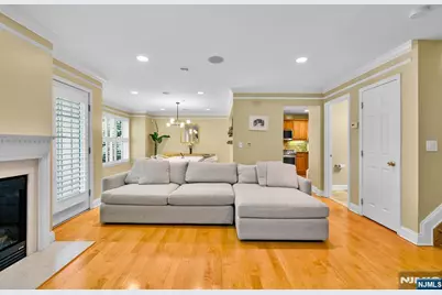 196 Blue Heron Drive 196 #196, Secaucus, NJ 07094 - Photo 7