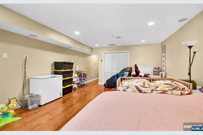 196 Blue Heron Drive 196 #196, Secaucus, NJ 07094 - Photo 29