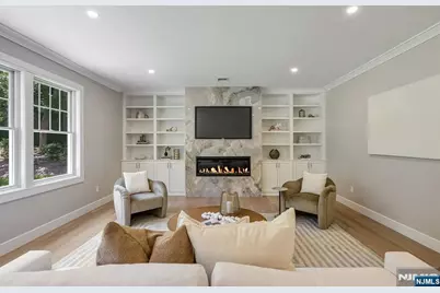 520 Clinton Avenue, Wyckoff Township, NJ 07481 - Photo 13
