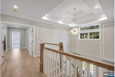 520 Clinton Avenue, Wyckoff Township, NJ 07481 - Photo 21