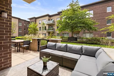 150 Henley Place 213 #213, Weehawken, NJ 07086 - Photo 7