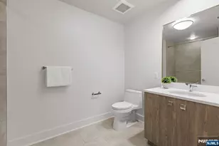 150 Henley Pl 213, Weehawken, NJ 07086 - Photo 23