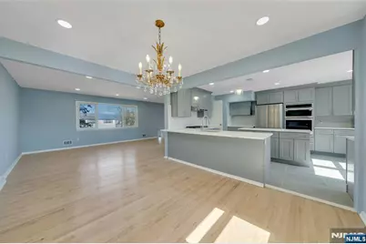 162 Grove Avenue, Verona, NJ 07044 - Photo 7