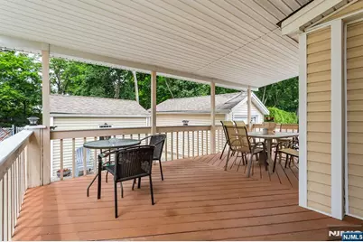 39 Chamberlain Avenue, Elmwood Park, NJ 07407 - Photo 31