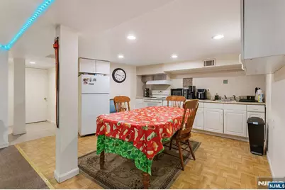 39 Chamberlain Avenue, Elmwood Park, NJ 07407 - Photo 35
