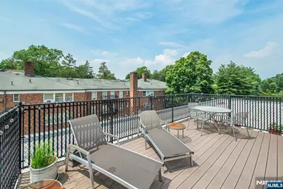 276 Chestnut Street 1G #1G, Nutley, NJ 07110 - Photo 19