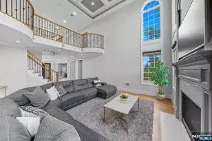 146 Stuart St, Paramus, NJ 07652 - Photo 17