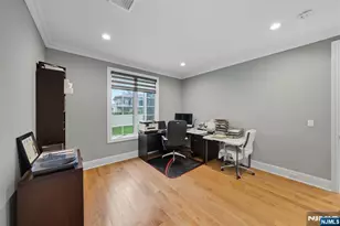 146 Stuart St, Paramus, NJ 07652 - Photo 31