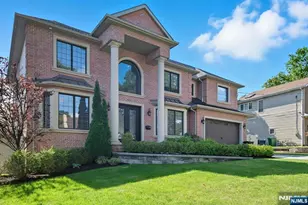 146 Stuart St, Paramus, NJ 07652 - Photo 3