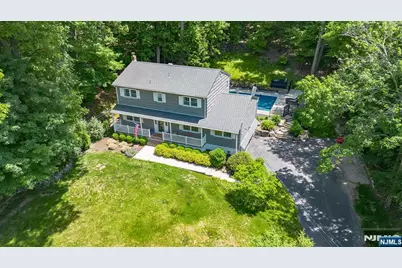 33 Chris Terrace, Ringwood, NJ 07456 - Photo 1