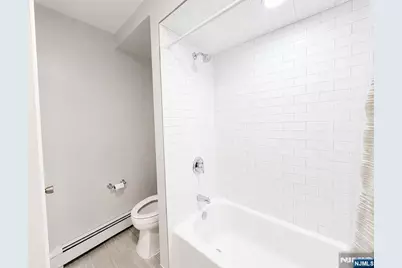 24 Sunderland Avenue, Rutherford, NJ 07070 - Photo 17