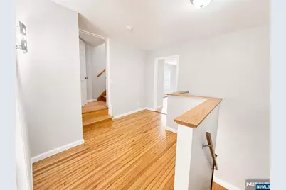 24 Sunderland Avenue, Rutherford, NJ 07070 - Photo 19